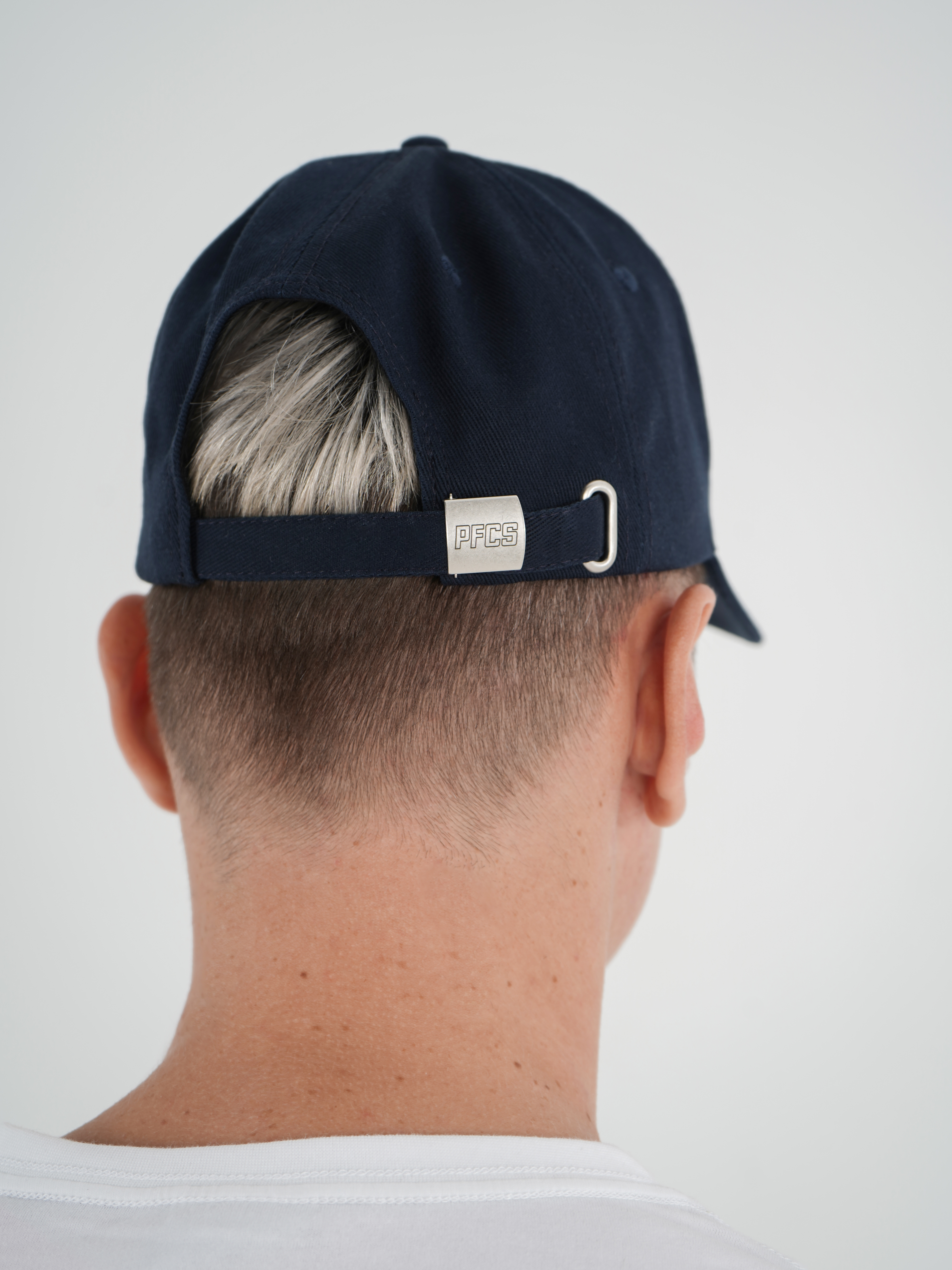 Бейсболка темно-синяя