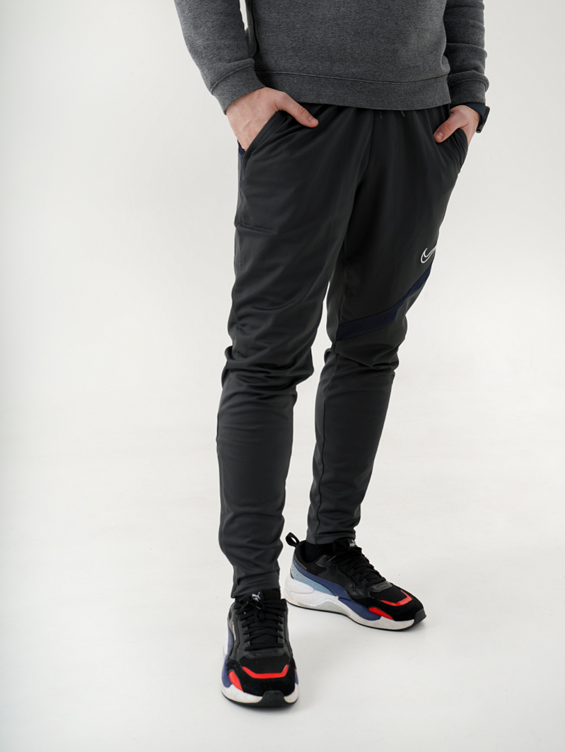 Штаны тренировочные NIKE