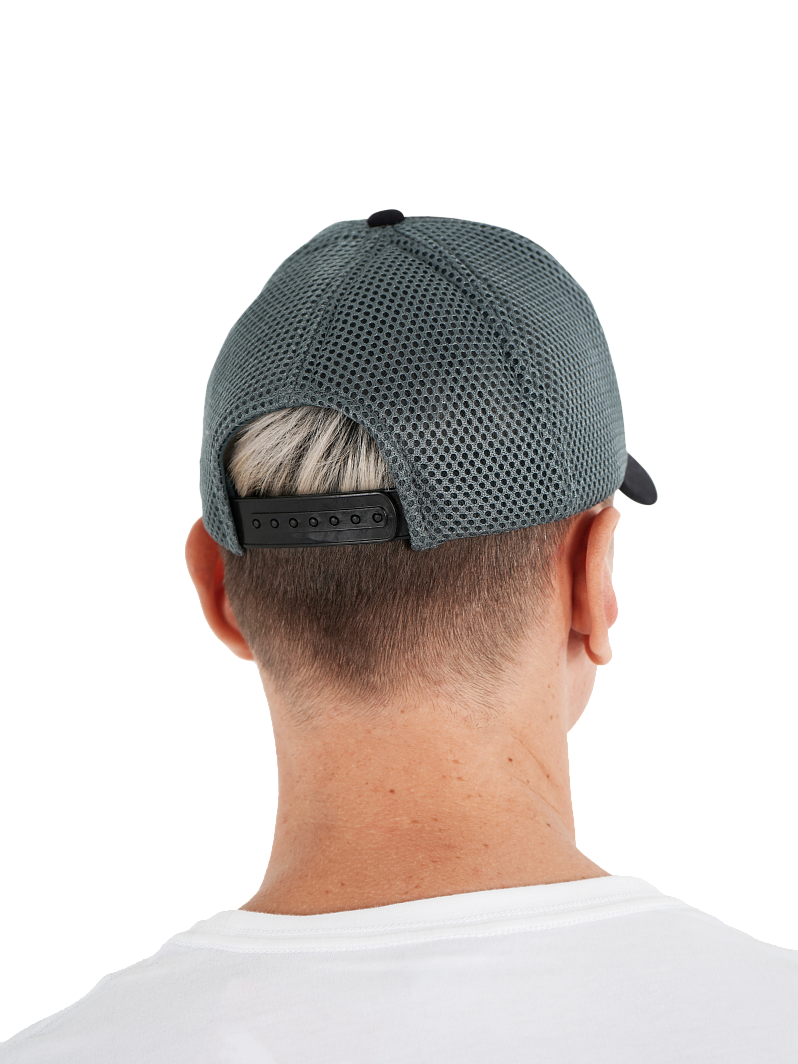 Бейсболка черно-серая с сеткой