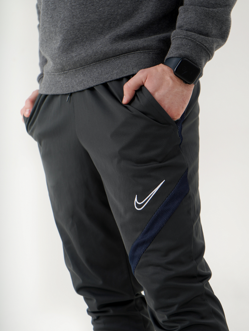 Штаны тренировочные NIKE